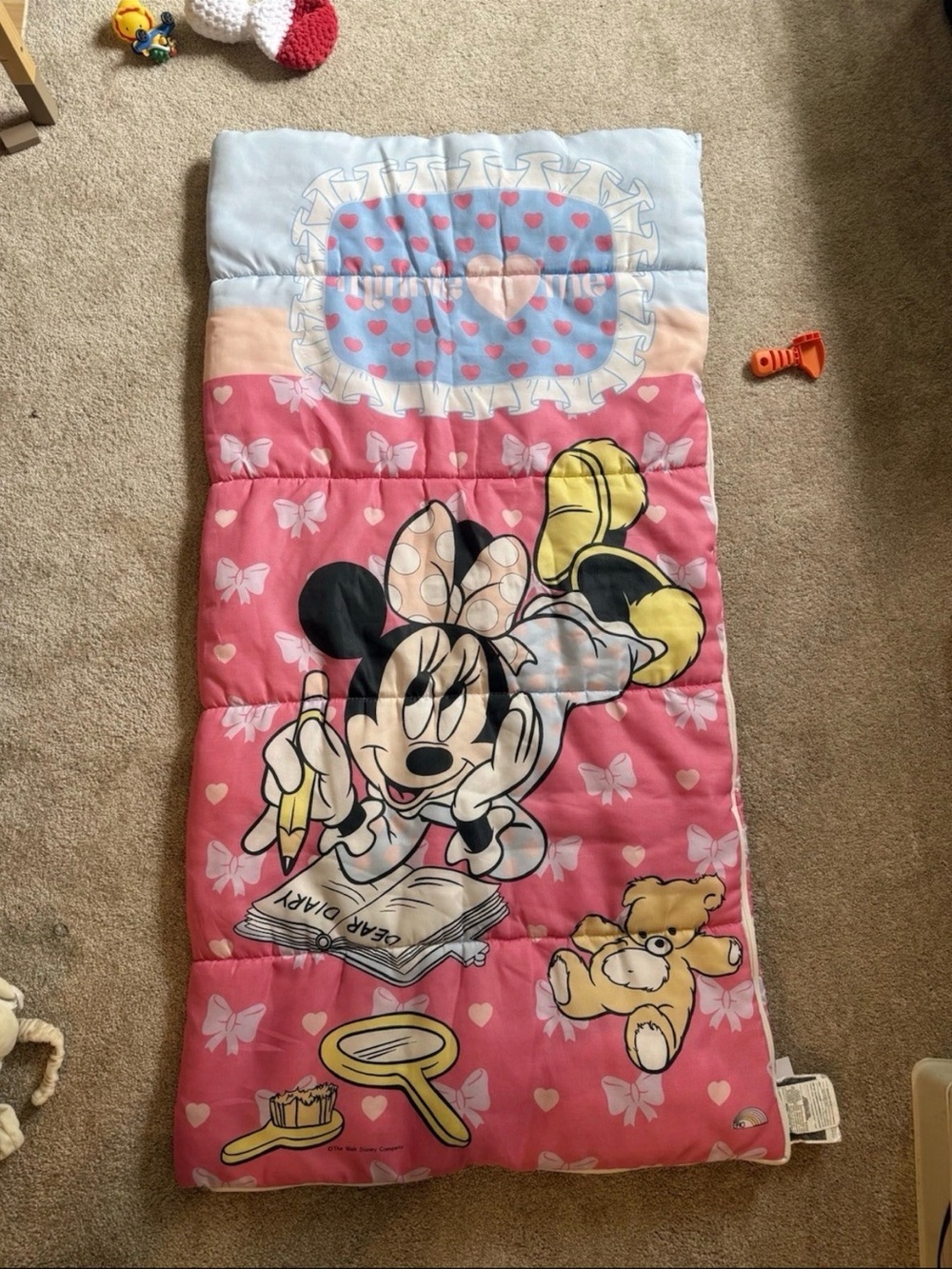 90s VTG Disney Minnie Mouse Pink and Light Blue Kids Nap Mat